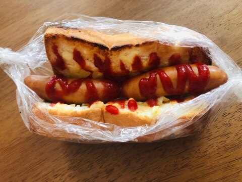 食パンで作る簡単ホットドッグ